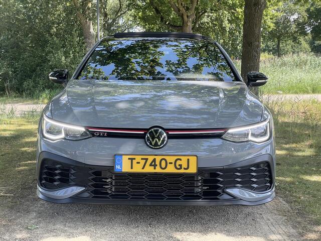 Volkswagen GOLF 2.0 TSI GTI ClubSport 45 Jahre | 301 pk | Achteruitrijcamera | Stoel/stuur verwarming | Cruise adaptief |