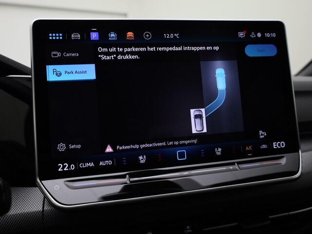 Volkswagen GOLF 1.5eHybrid 200kW/272PK Black Style GTE · Panoramadak · 360°Camera + Parkeersensoren · Leder · Elektrische stoelverstelling · HEAD-UP Display · Garantie t/m 15-04-2030 of 100000km