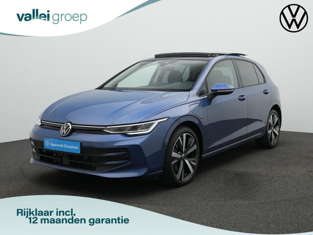 Volkswagen GOLF 1.5 eHybrid 204 pk Life Edition | Panoramadak | Stuur-/stoelverwarming | Achteruitrijcamera | Adaptive Cruise