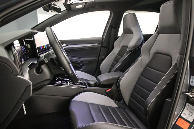 Volkswagen GOLF GTE 1.5 TSI eHybrid 272pk DSG Automaat Trekhaak, Adaptive cruise control, Lederen bekleding, LED matrix koplampen, Panoramadak, Navigatie