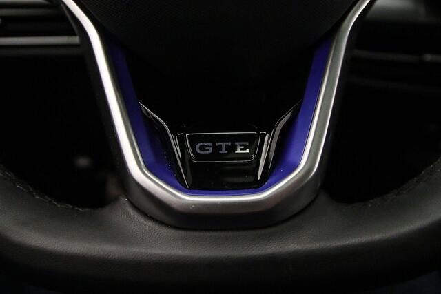 Volkswagen GOLF GTE 1.5 TSI eHybrid 272pk DSG Automaat Trekhaak, Adaptive cruise control, Lederen bekleding, LED matrix koplampen, Panoramadak, Navigatie