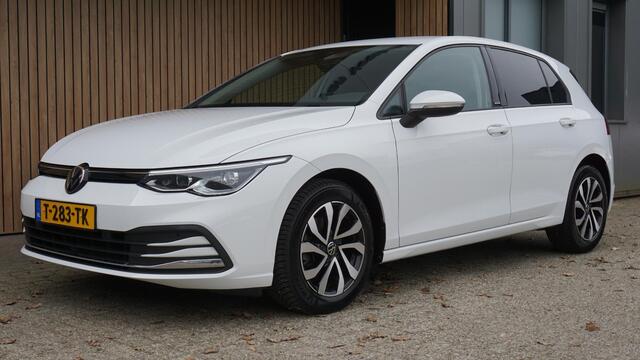 Volkswagen GOLF 1.5 TSI 131PK 5Drs Active Business LED A-Camera Virtual Stoel & Stuurverwarming Adaptive Cruise *Sfeerverlichting* Nette Golf!