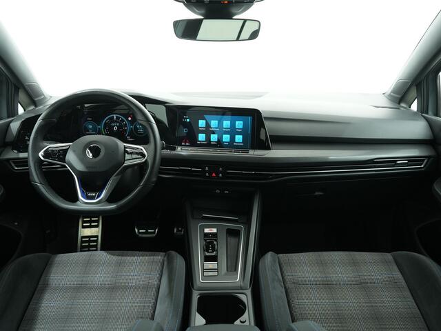 Volkswagen GOLF 1.4 e-HYBRID GTE 245PK | Keyless | Matrix LED