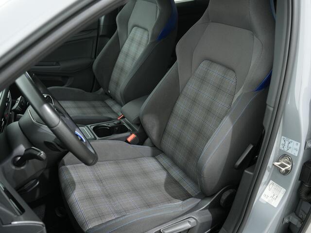 Volkswagen GOLF 1.4 e-HYBRID GTE 245PK | Keyless | Matrix LED