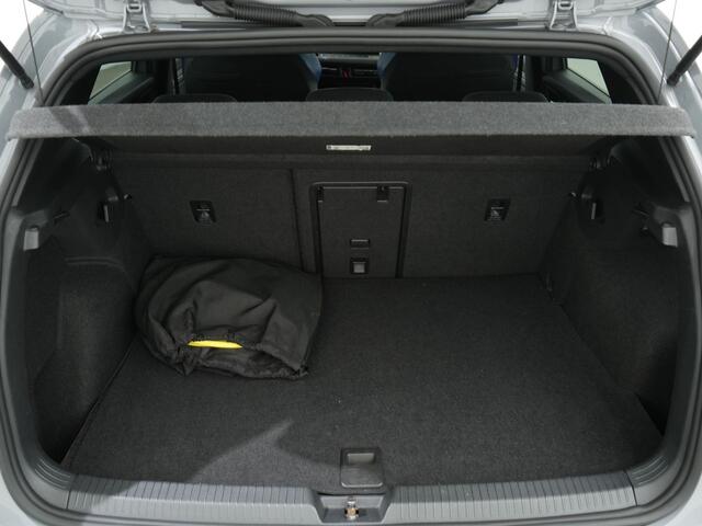 Volkswagen GOLF 1.4 e-HYBRID GTE 245PK | Keyless | Matrix LED