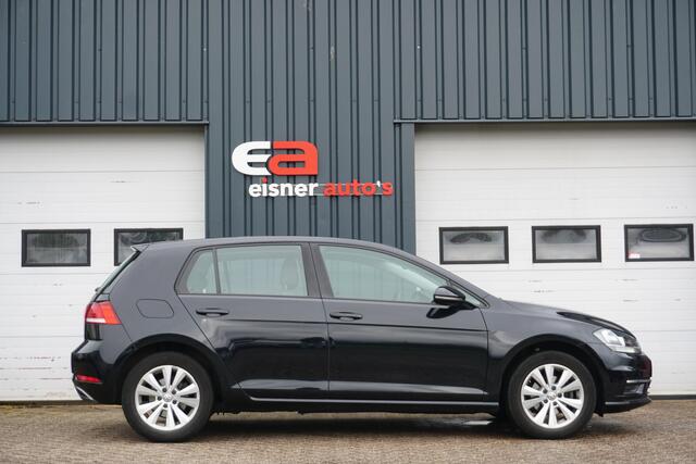 Volkswagen GOLF 1.0 TSI Automaat Comfortline | CAMERA | STOELVERWARMING | NAVI/CARPLAY | ECC |