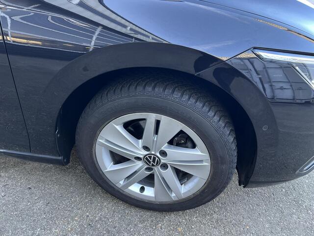 Volkswagen GOLF 1.5 TSI Life Edition Business Camera Stoelverwarming Digitaal Cockpit