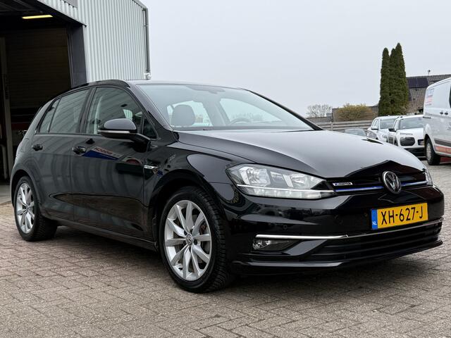Volkswagen GOLF 1.5 TSI Highline | VIRTUAL COCKPIT | TOPSTAAT | CARPLAY | PDC | NAVI |