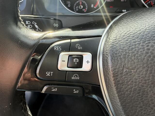 Volkswagen GOLF Variant 1.0 TSI Comfortline Business Carplay/Massage/ACC/Stoelverw