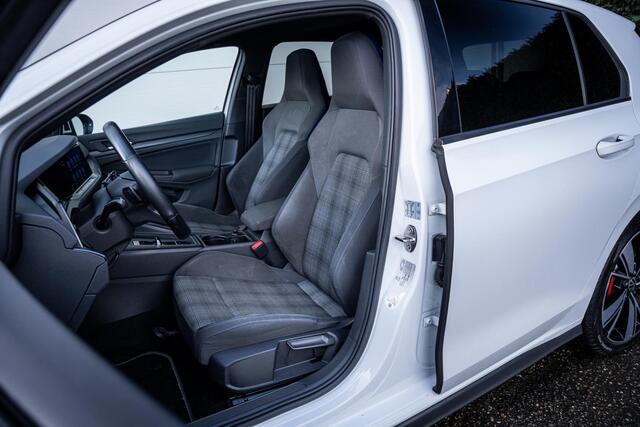 Volkswagen GOLF 1.4 eHybrid GTE I BTW I PANO I IQ.LIGHT I Head-up I Camera