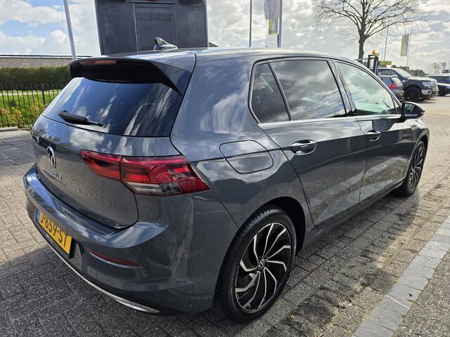 Volkswagen GOLF 1.5 TSI Style * LED * NAVI * NAP * CAMERA *