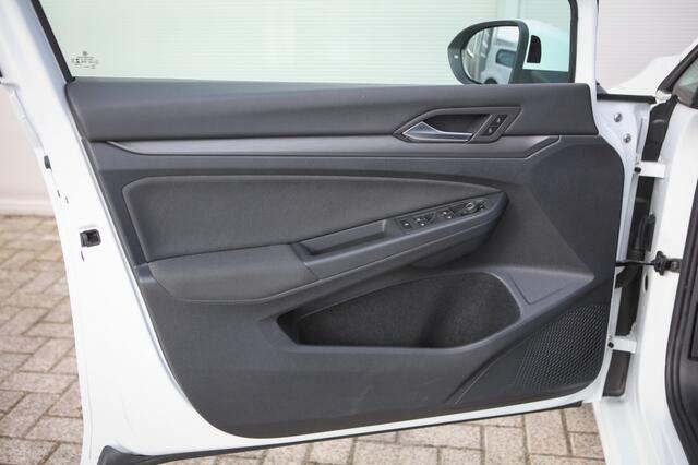 Volkswagen GOLF 1.5 eTSI Style | Massage | Memory | Sfeerverlichting |