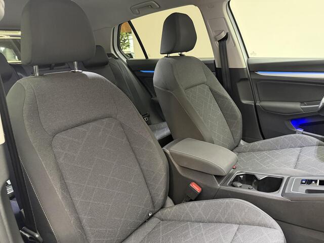 Volkswagen GOLF 1.0 eTSI Life | Carplay | All weatherbanden | 1e eigenaar | Dealeronderhouden | NL auto