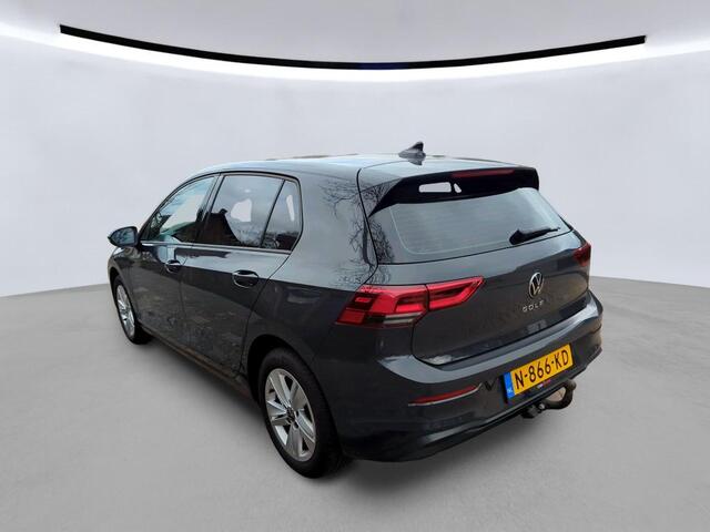 Volkswagen GOLF 1.0 TSI Life Multimedia Trekhaak / Digital cockpit / PDC / App-connect / Apple carplay / LED verlichting / Navigatie