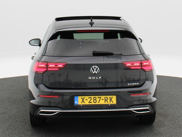 Volkswagen GOLF 1.4 eHybrid 204 Pk Automaat Style | Camera | Adaptive Cruise | Panorama dak | CarPlay | Climatronic | 17 Inch | 55.657 Km !!