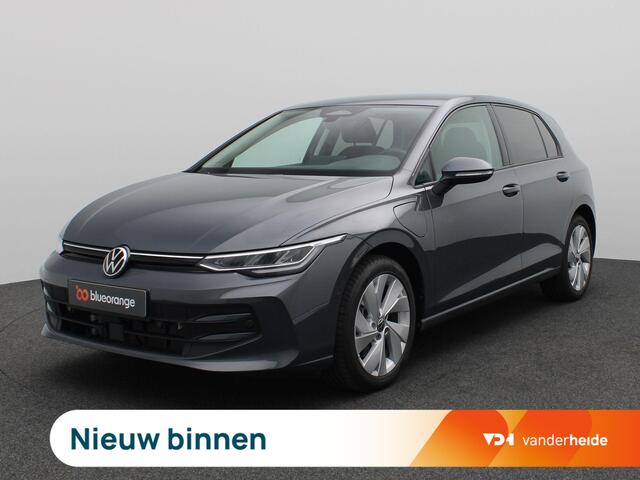 Volkswagen GOLF 1.5 eHybrid Life Edition 204PK DSG Trekhaak, Memorystoel, Ergo Active Stoelen, 17" LM Velgen, Keyless, Side Assist, Stoel-Stuurverwarming, Navi via Apple Carplay/Android Auto
