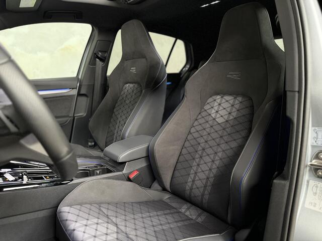 Volkswagen GOLF 1.5 eTSI R-Line / Pano / Camera