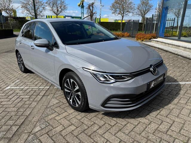 Volkswagen GOLF 1.5 TSI Life | Led | Navi | App-conn. | stoelverw. | LMV
