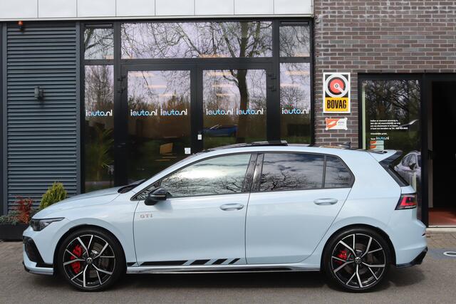 Volkswagen GOLF 2.0 TSI GTI 301PK Clubsport Akrapovic/Pano/Blackstyle/IQ.Light/Camera/Headup/19"