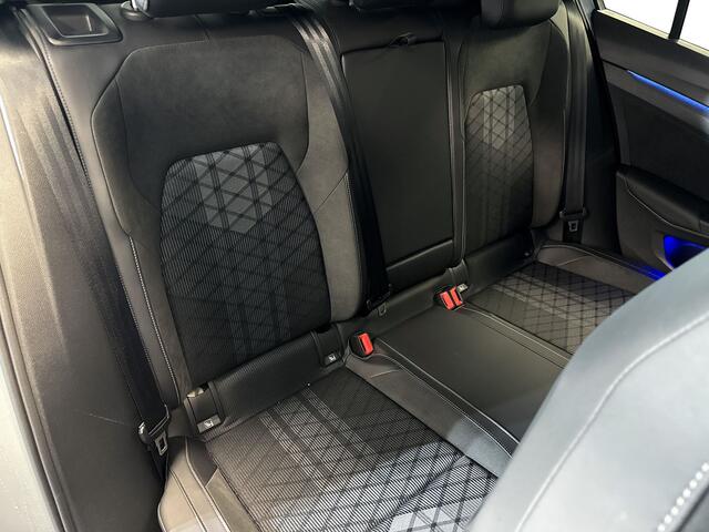 Volkswagen GOLF 1.5 150pk eTSI R-Line Edition Dodehoeksensoren | Achteruitrijcamera | Stoelverwarming