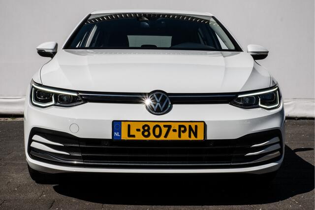 Volkswagen GOLF 1.5 eTSI 150pk Aut. Style Full led/ Massage/ Navigatie/ Carplay/ Sfeerverlichting/ Stoelverwarming/ Pdc v+a