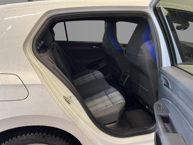 Volkswagen GOLF GTE 1.4 TSI eHybrid 245pk PHEV / Trekhaak / Head Up / Camera / Wordt Verwacht