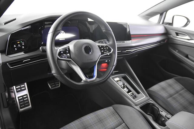 Volkswagen GOLF 1.4 eHybrid GTE *Navigatie*Sport*Trekhaak*