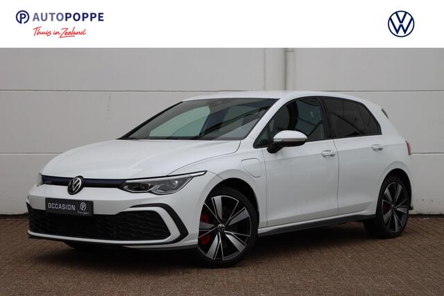 Volkswagen GOLF 1.4 eHybrid GTE 245pk DSG6 | Stuurverwarming | Carplay | lane-assist