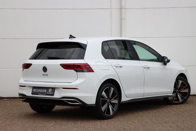 Volkswagen GOLF 1.4 eHybrid GTE 245pk DSG6 | Stuurverwarming | Carplay | lane-assist