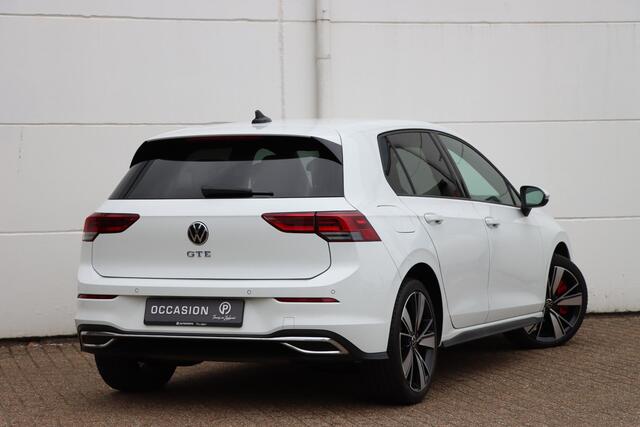 Volkswagen GOLF 1.4 eHybrid GTE 245pk DSG6 | Stuurverwarming | Carplay | lane-assist