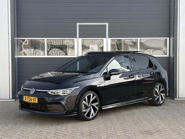 Volkswagen GOLF 1.5 eTSI R-Line Business | Panoramadak | Keyless | Stoel verwarming | Camera |