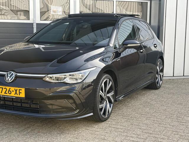 Volkswagen GOLF 1.5 eTSI R-Line Business | Panoramadak | Keyless | Stoel verwarming | Camera |