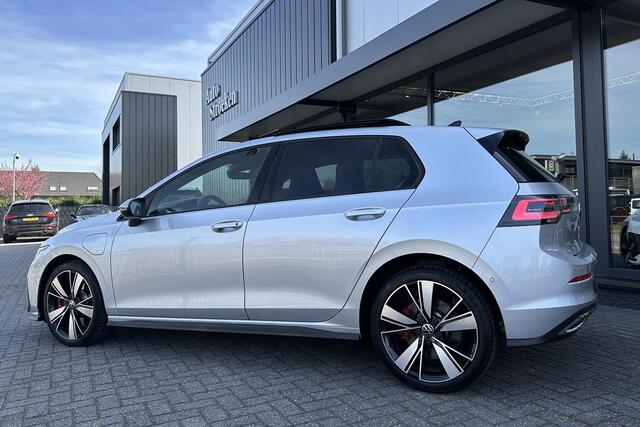 Volkswagen GOLF 1.4 GTE 245pk eHybrid Panorama IQ Matrix SmartPhon
