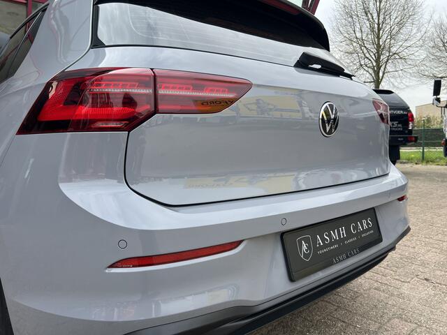 Volkswagen GOLF 1.5 TSI Life | ACC | PDC | IQ-light | Memory | Stoelverw./massage | Getint glas |