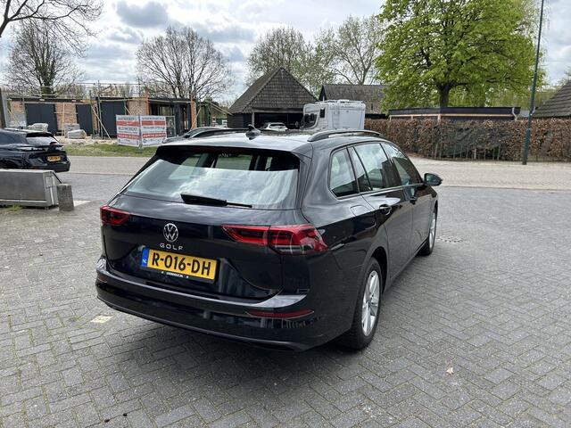 Volkswagen GOLF Variant 1.0 TSI Life