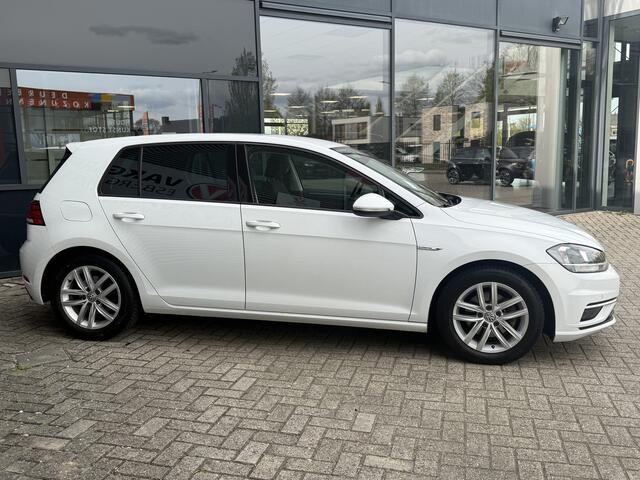 Volkswagen GOLF 1.5 TSI Comfortline Business NAVI,PDC