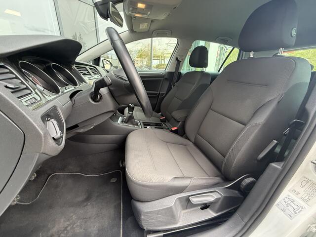 Volkswagen GOLF 1.5 TSI Comfortline Business NAVI,PDC