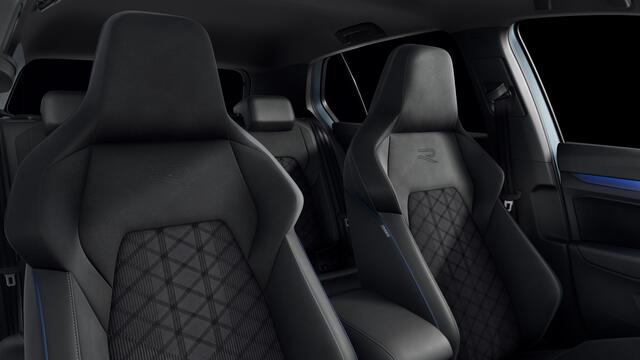 Volkswagen GOLF 1.5 eTSI R-Line Edition 1.5 tsi 150 PK DSG