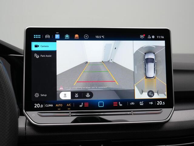 Volkswagen GOLF 1.5 eHybrid 272 pk GTE | Panoramadak | Trekhaak | Head-up display | 360 Camera | IQ Light | Adaptive Cruise | Stuur-/stoelverwarming