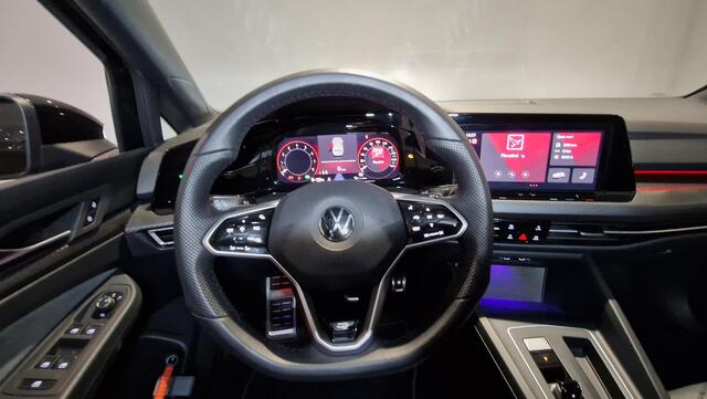 Volkswagen GOLF 1.5 eTSI R-Line | Apple Carplay/Android Auto | LED koplampen |
