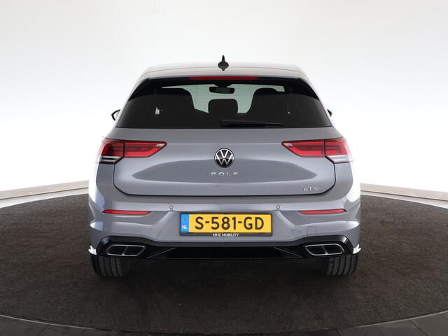 Volkswagen GOLF 1.5 eTSI R-Line Business+ | Panoramadak | Clima | Carplay |