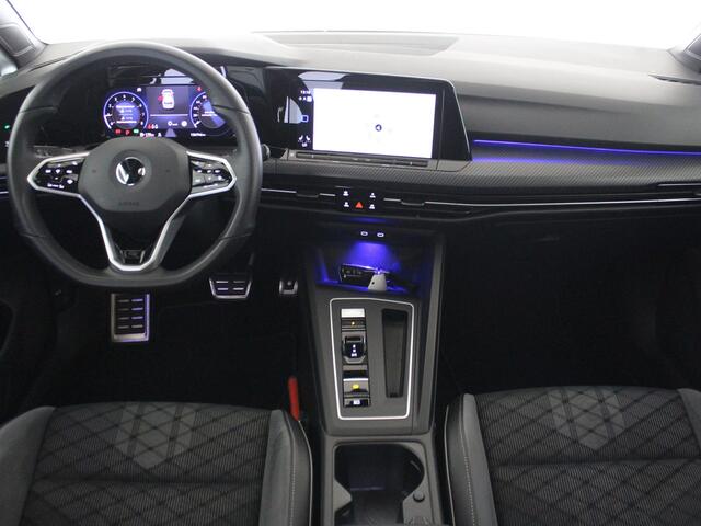 Volkswagen GOLF 1.5 eTSI R-Line Business+ | Panoramadak | Clima | Carplay |