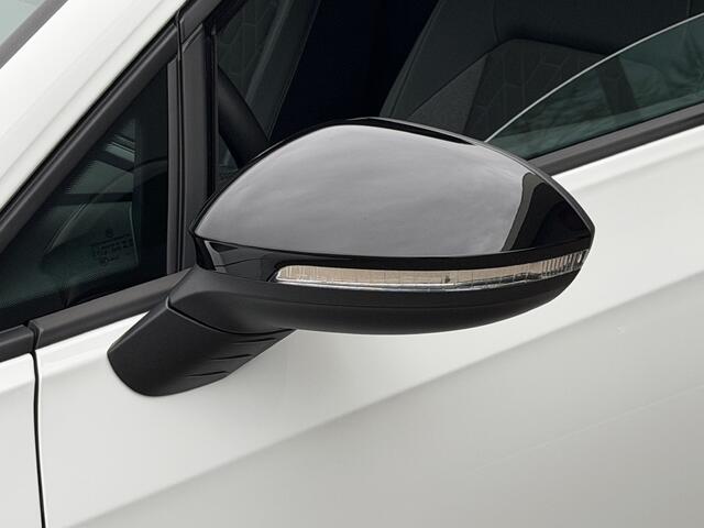 Volkswagen GOLF 1.5 eHybrid GOAL | Camera | Head-Up | Dode hoek | Carplay | Rijklaar incl. garantie