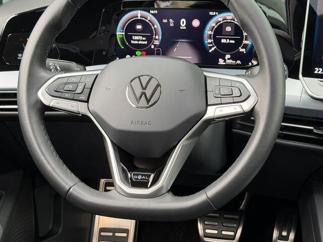 Volkswagen GOLF 1.5 eHybrid GOAL | Camera | Head-Up | Dode hoek | Carplay | Rijklaar incl. garantie
