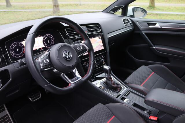 Volkswagen GOLF 2.0 TSI GTI Performance NL-Auto/Pano/Navi Pro/LED/Camera/Keyless/Dynaudio/Virtual Cockpit/Honeycomb/19"