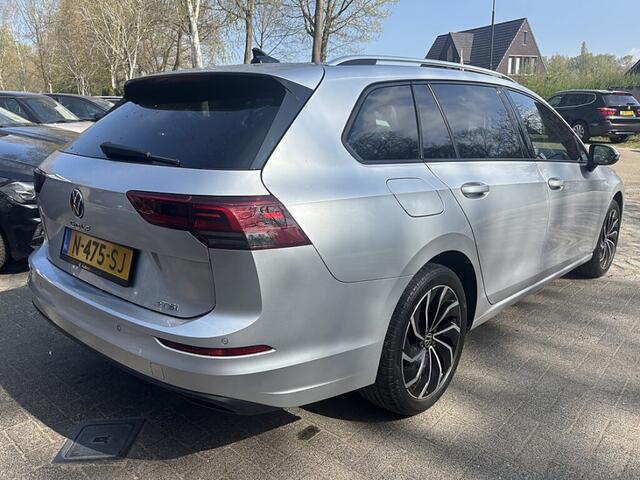 Volkswagen GOLF Variant 1.0 eTSI autom Life ecc,digidash,lmv,dglas,chroom,navi,pdc,sportstoel