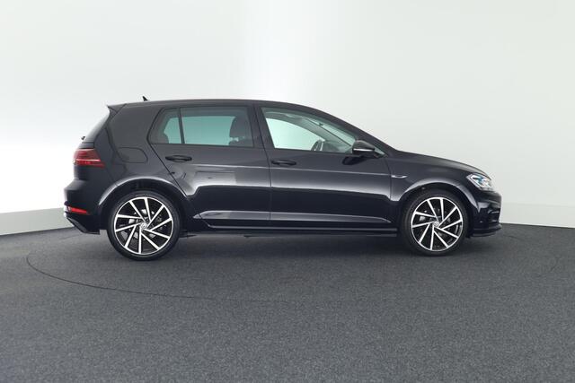 Volkswagen GOLF 1.5 TSI 150pk H6 R-Line Highline Led Stoelverwarming Navigatie Parkeersensoren