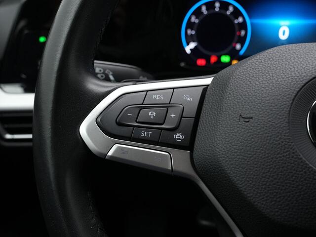 Volkswagen GOLF 1.5 eTSI 130 pk DSG Life | Achteruitrijcamera | Adaptive Cruise | Navigatie