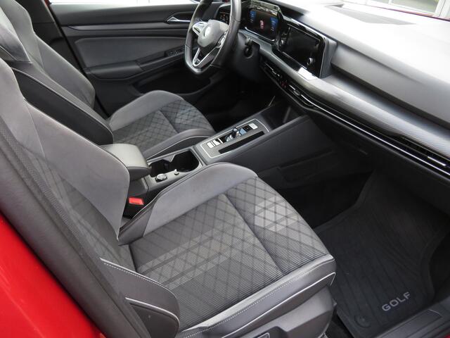 Volkswagen GOLF 1.5 eTSI R-Line Business 1e Eigenaar Airco ACC-Cruise Control CarPlay Panoramadak