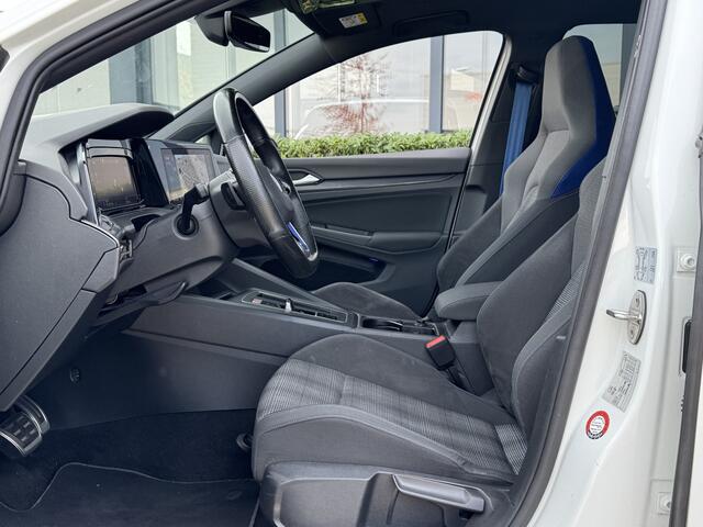 Volkswagen GOLF 8 GTE 1.4 TSI 245pk DSG / Aut. E-Hybrid Panoramadak Head Up IQ Light camera 18"!!